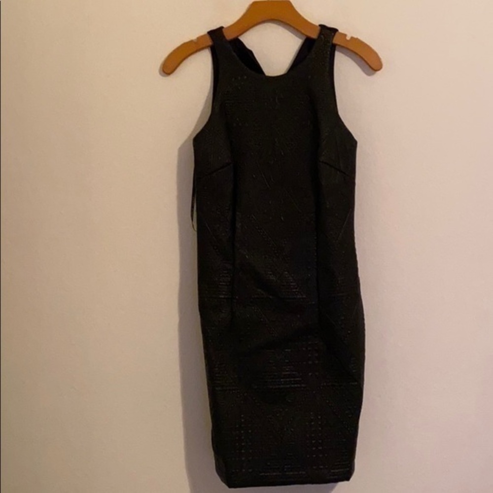 ALEXIA ADMOR BLACK SLEEVELESS DRESS SIZE SMALL
